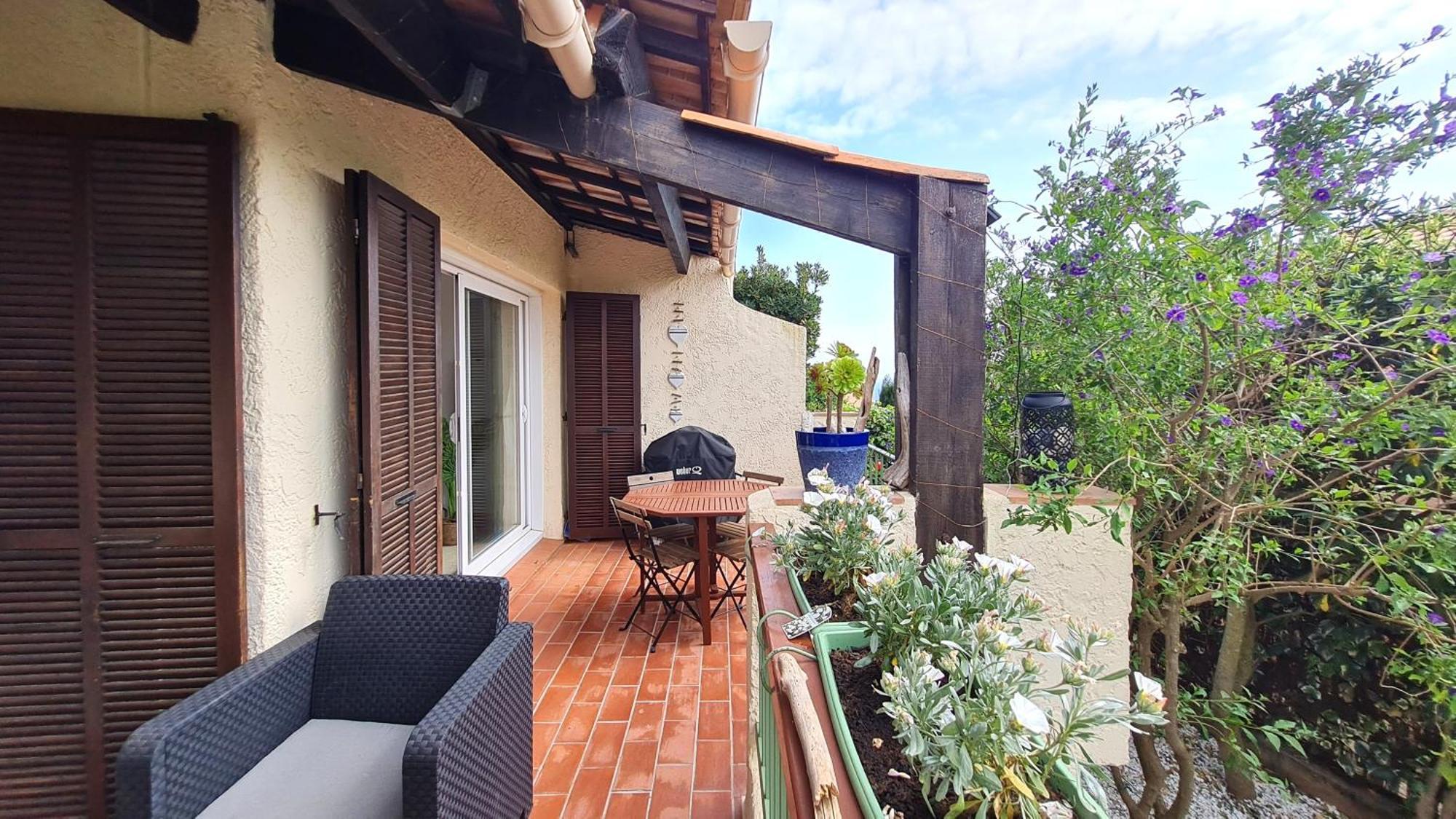 Bel Appartement Renove, Avec Terrasse Et Piscine La Croix-Valmer Exteriér fotografie